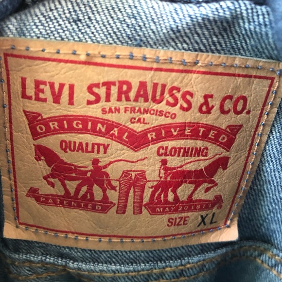 NWOT Levi’s Denim Jacket - Picture 4 of 4